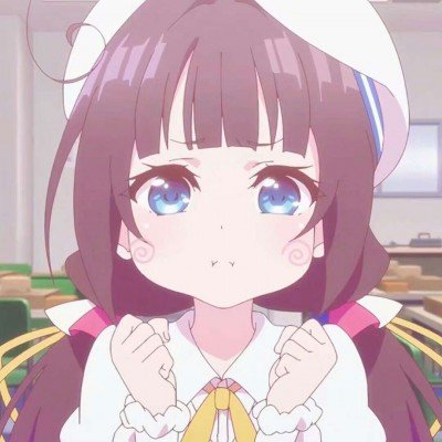 女子亲宝宝脚丫嘴唇肿成香肠